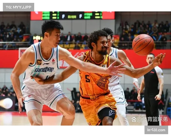 青岛队失去杨瀚森内线 韦瑟斯庞承担更多进攻组织责任